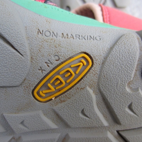 Keen Seacamp II cnx Girl's size 6  Tea/ Rose/ Peach Pearl Sandals Hiking,Outdoor - Picture 9 of 9